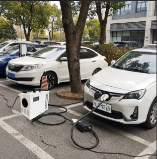 Portable Mobile Car Charger